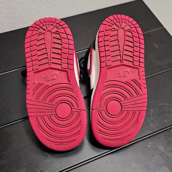 Toddler Nike Jordan Shoes - Picture 4 of 5